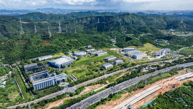占據(jù)絕對(duì)市場(chǎng)占有率的優(yōu)質(zhì)企業(yè)在松山湖密集涌現(xiàn) 占據(jù)絕對(duì)市場(chǎng)占有率的優(yōu)質(zhì)企業(yè)在松山湖密集涌現(xiàn)